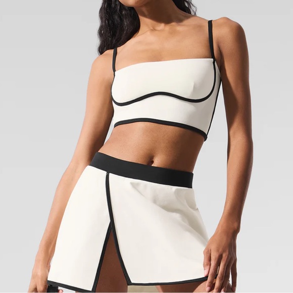 ALO Yoga Tops - Alo yoga Airbrush Streamlined Bra Tank